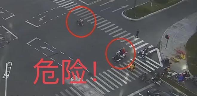 ag真人国际·(中国)官方网站嘭！胶州街头突发！(图7)
